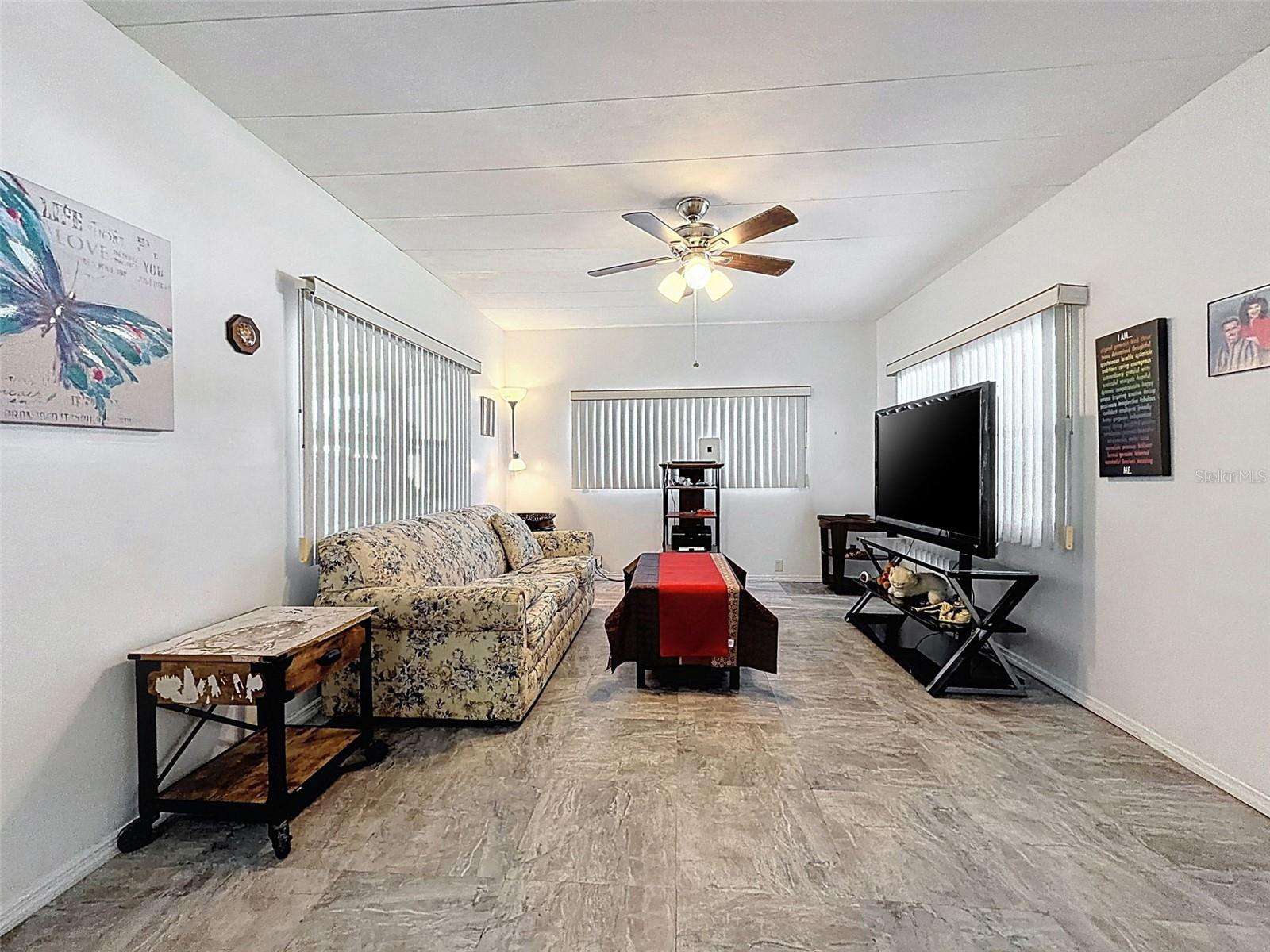 L4958622 Property Photo