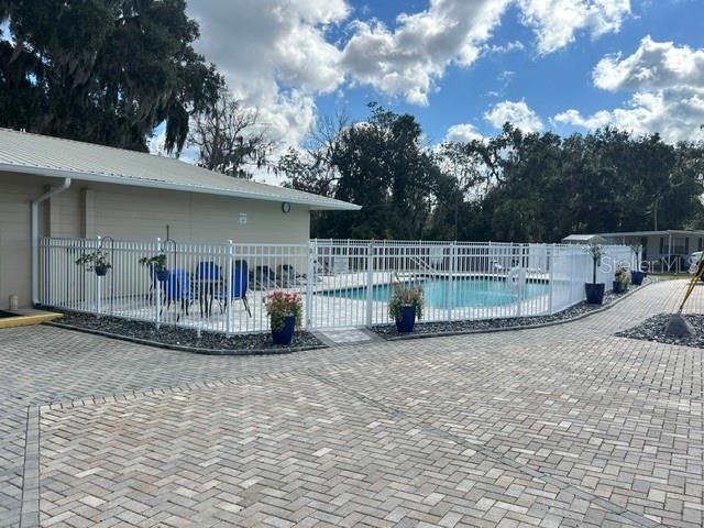 G5106822 Property Photo