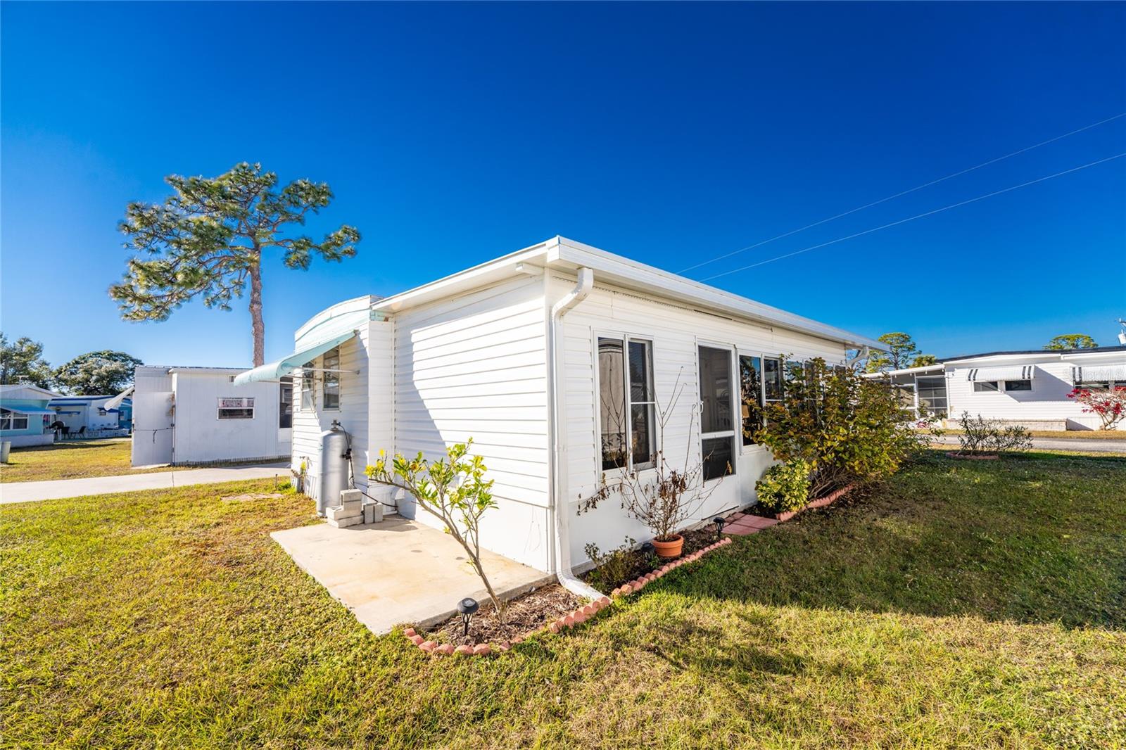 D6145644 Property Photo