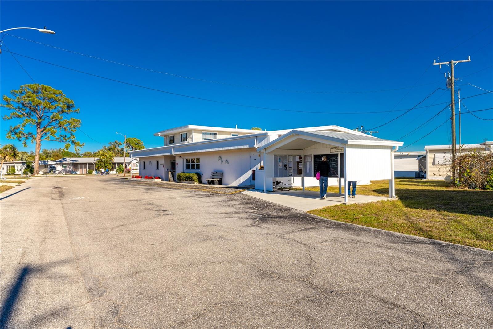 D6145644 Property Photo