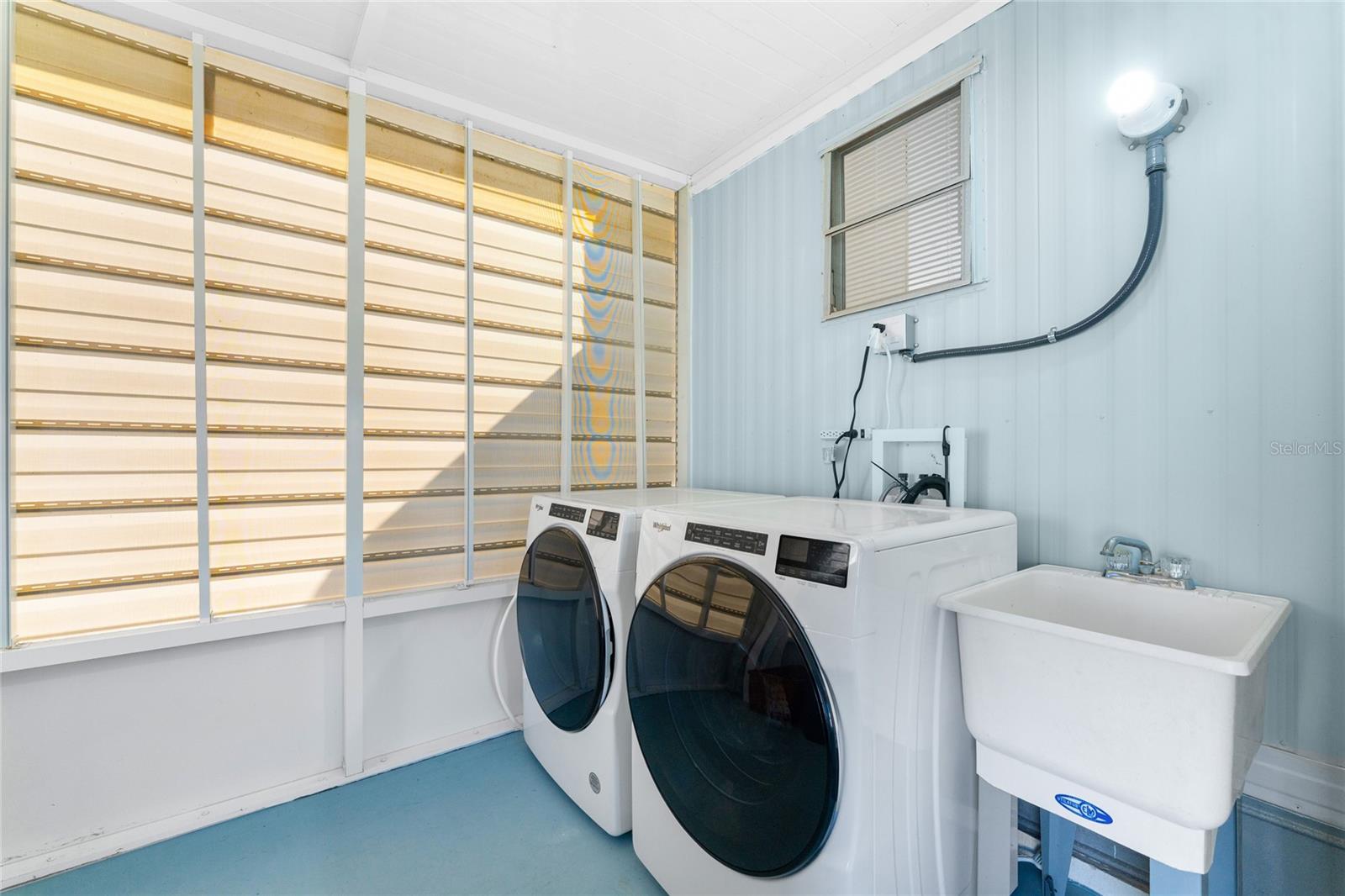 D6145644 Property Photo