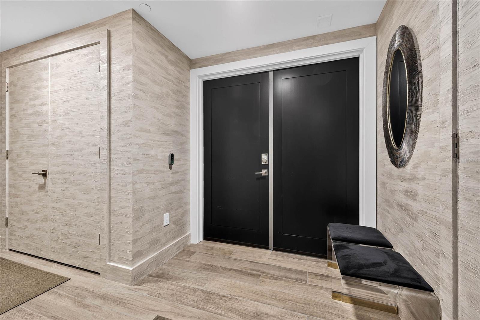 TB8465284 Property Photo