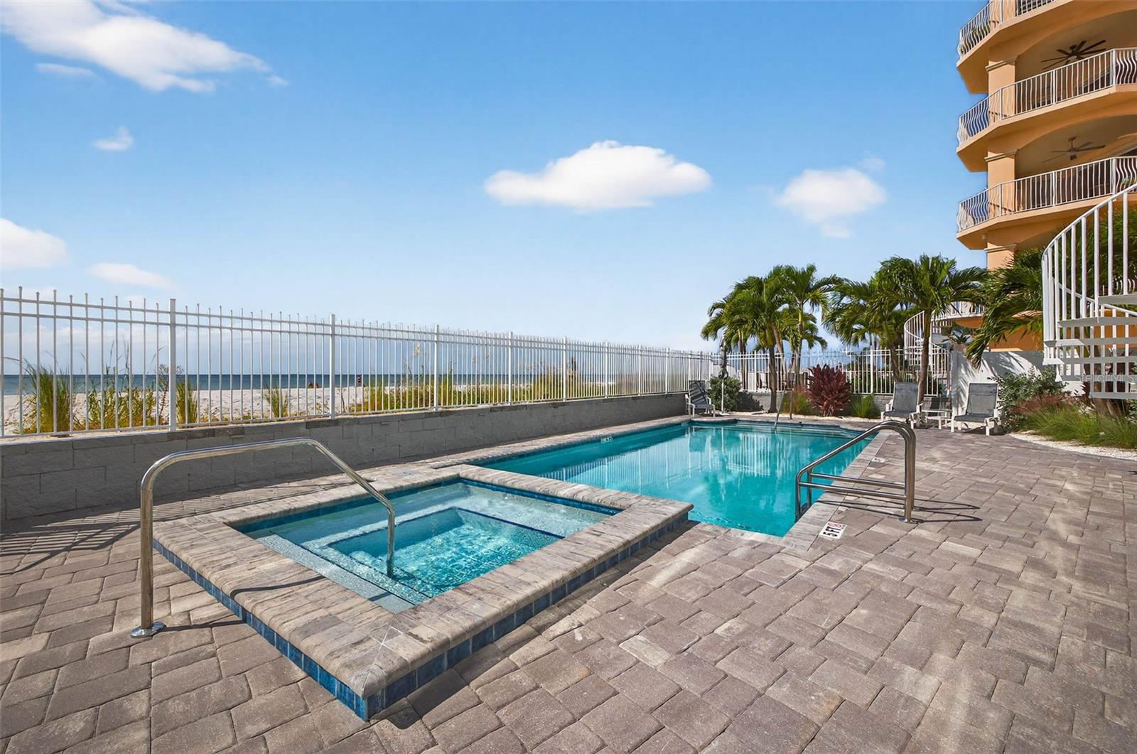 TB8465284 Property Photo