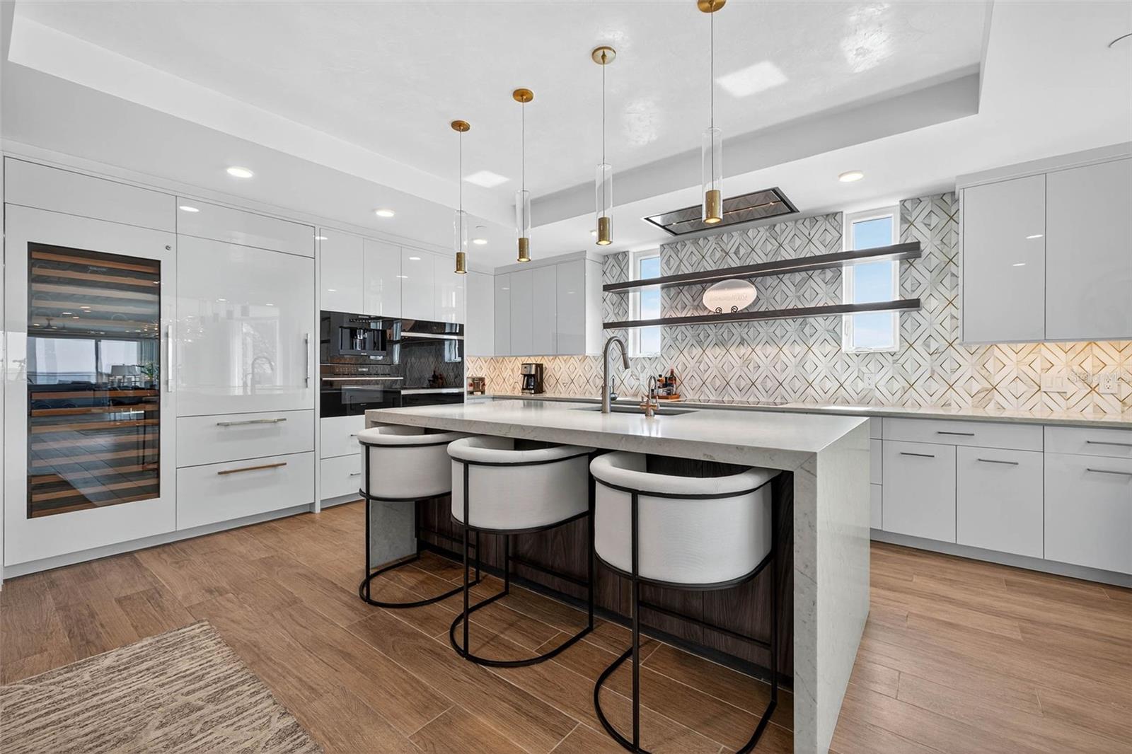 TB8465284 Property Photo