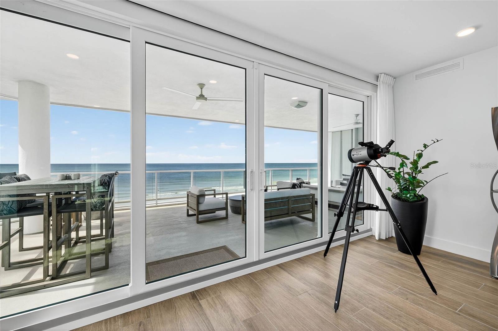 TB8465284 Property Photo