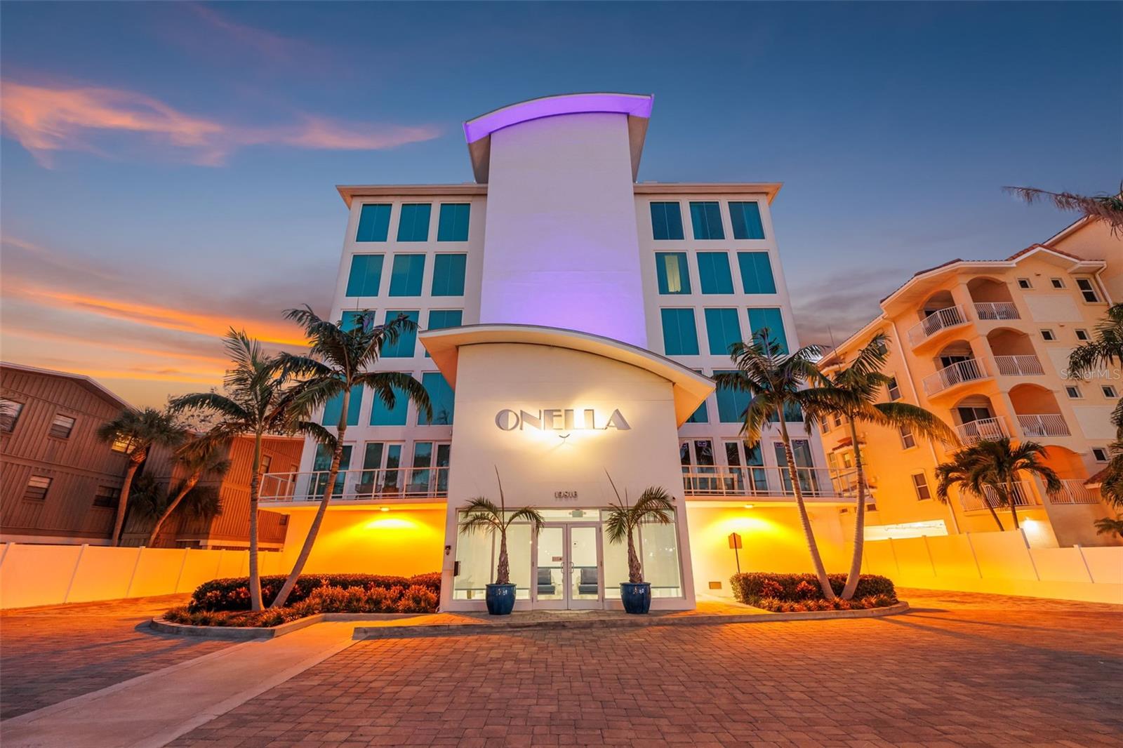 TB8465284 Property Photo