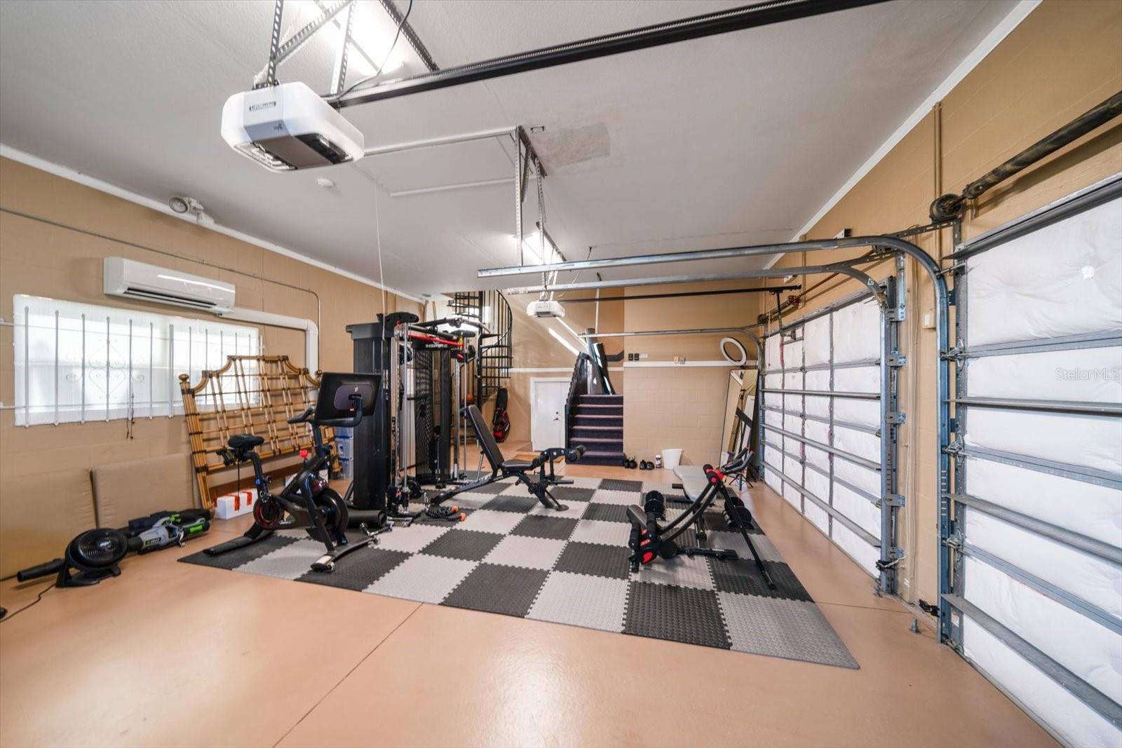 TB8465308 Property Photo