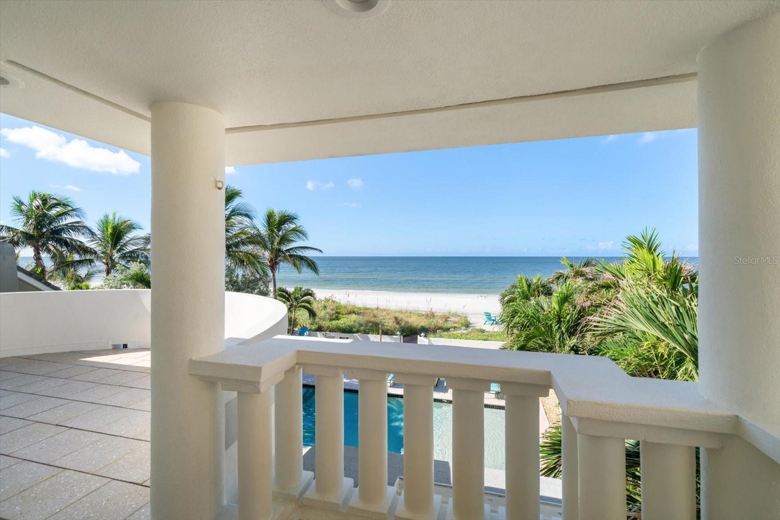 TB8465308 Property Photo