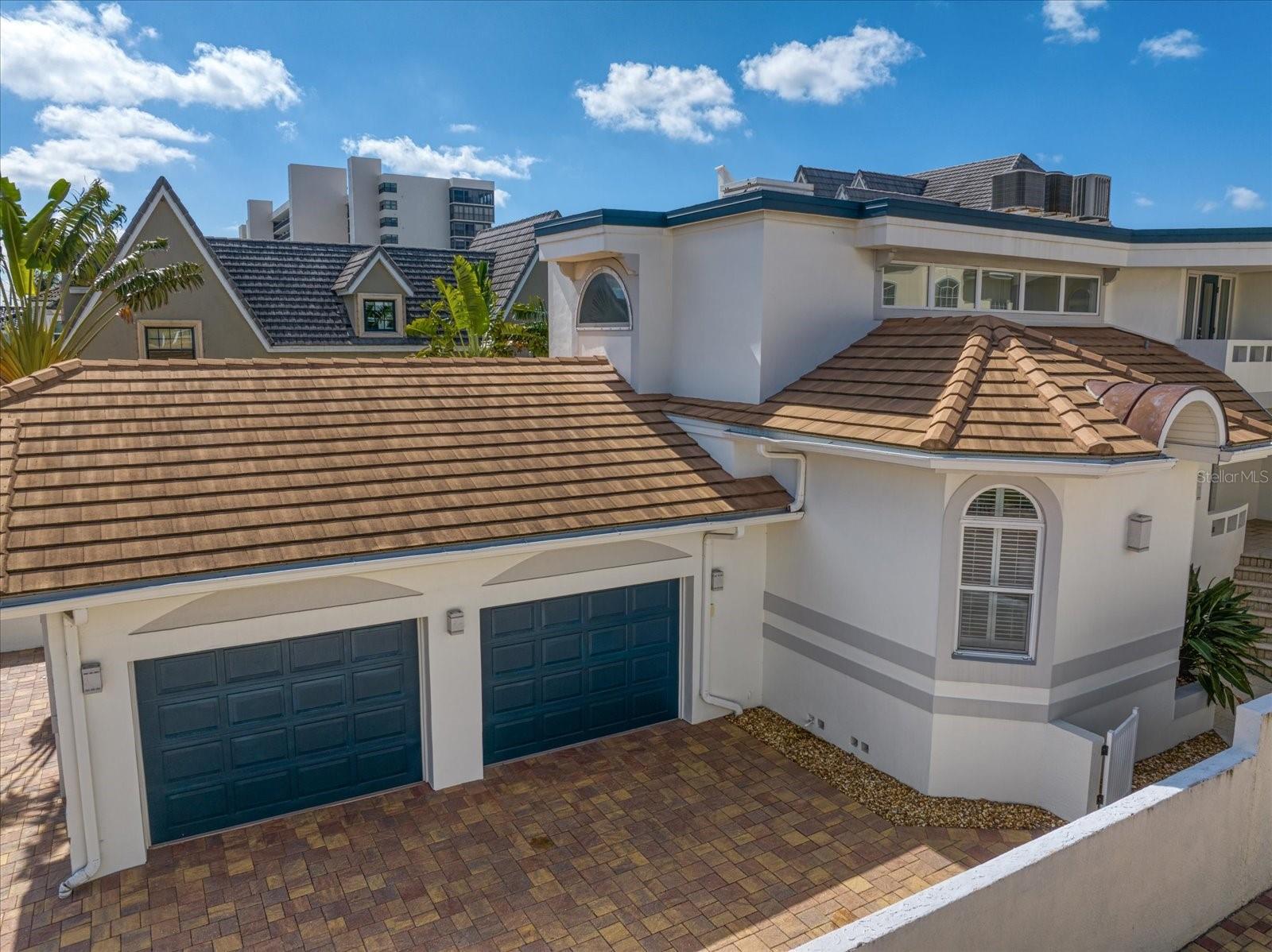 TB8465308 Property Photo