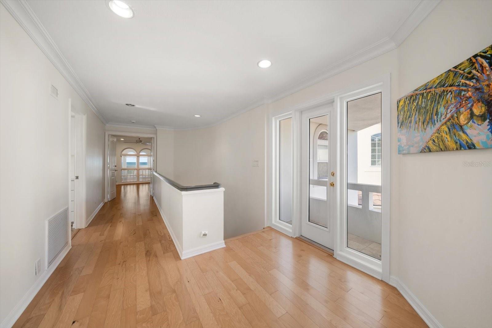 TB8465308 Property Photo