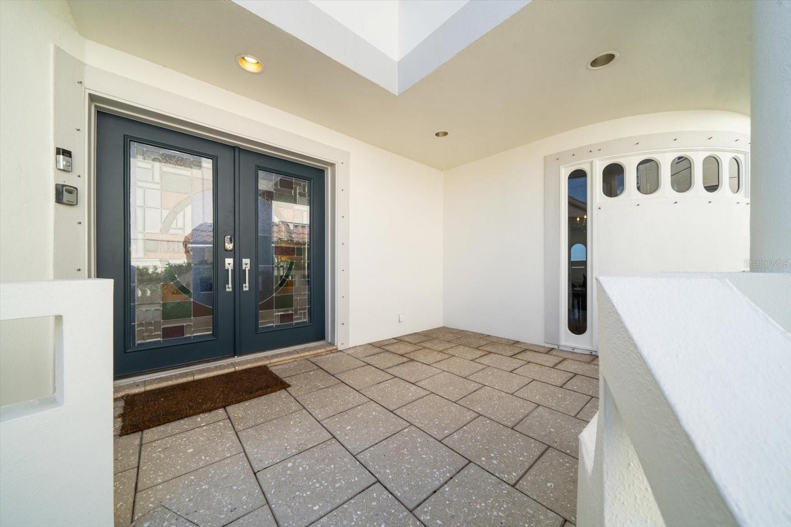 TB8465308 Property Photo