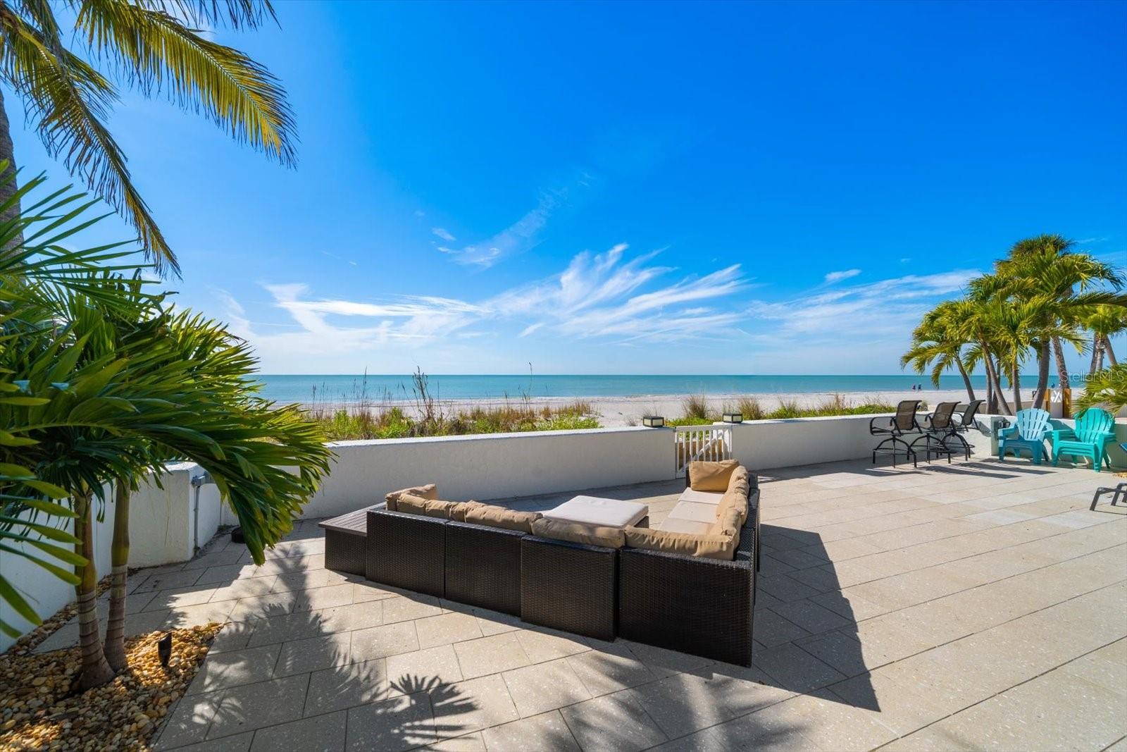 TB8465308 Property Photo