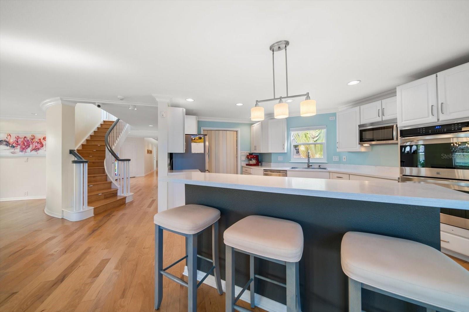 TB8465308 Property Photo