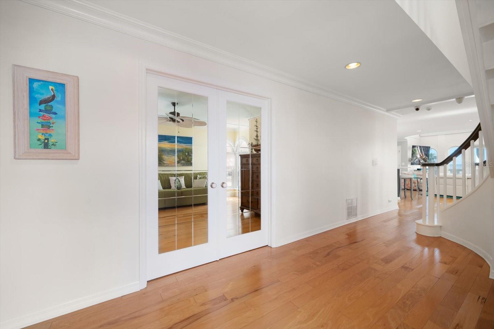 TB8465308 Property Photo