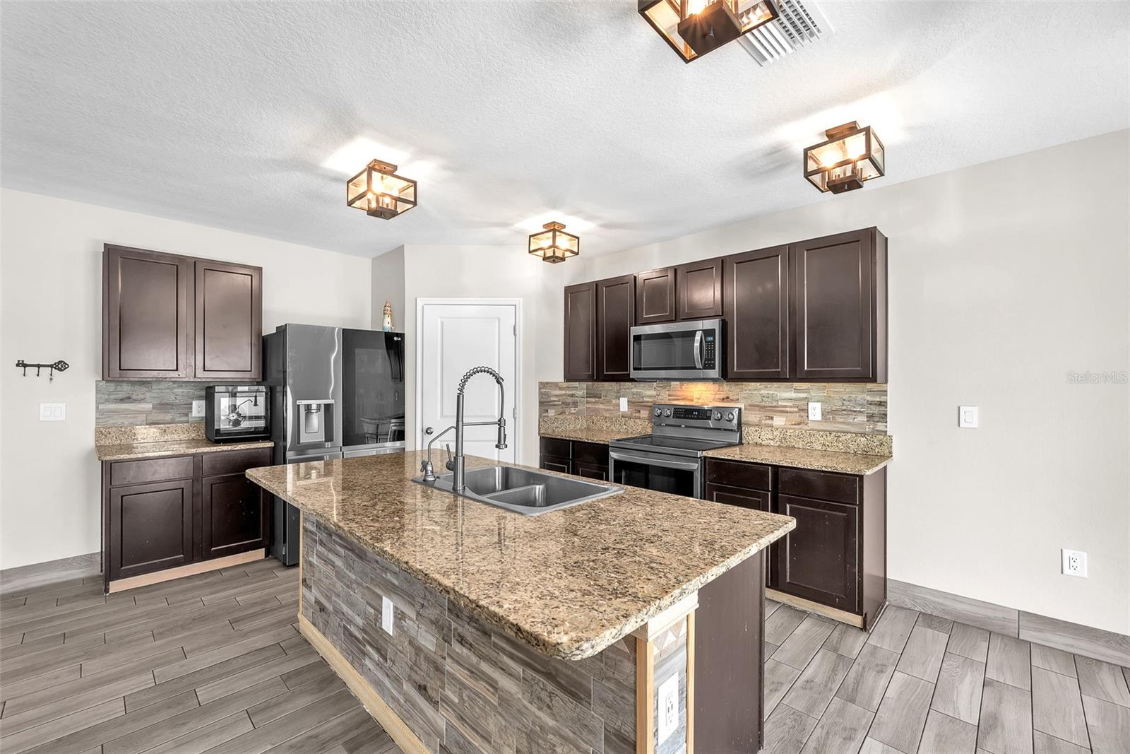 14135 ARBOR PINES DR, RIVERVIEW, FL, 33579