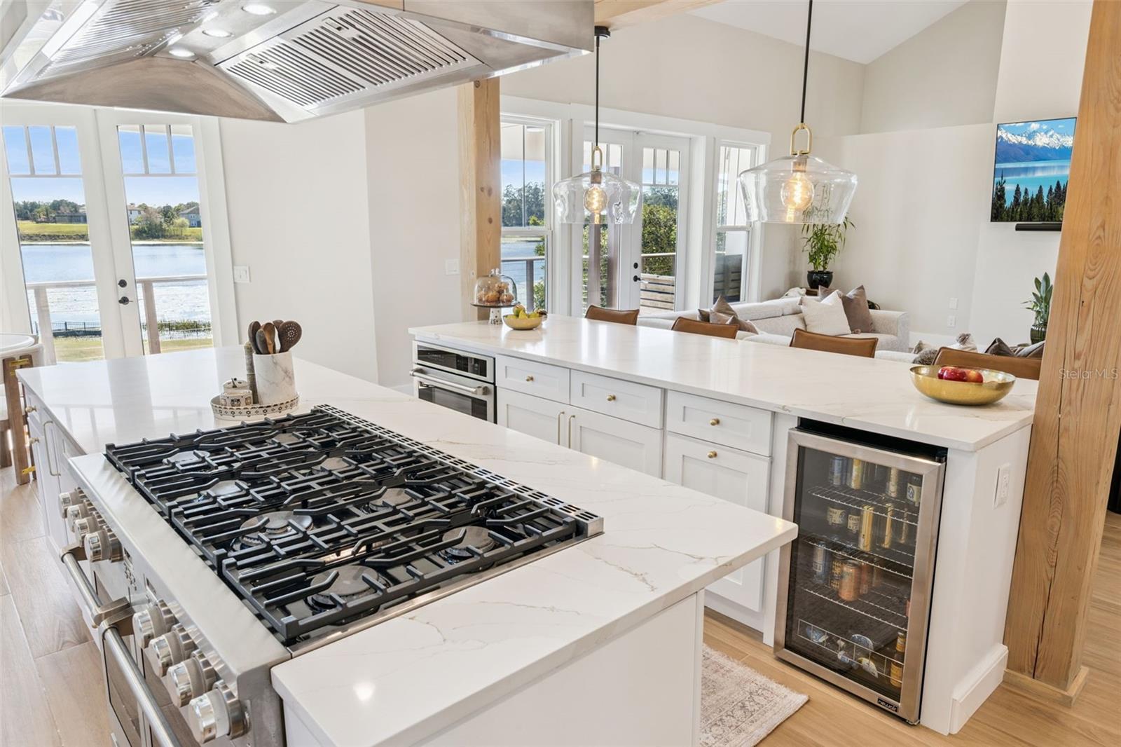 O6374371 Property Photo