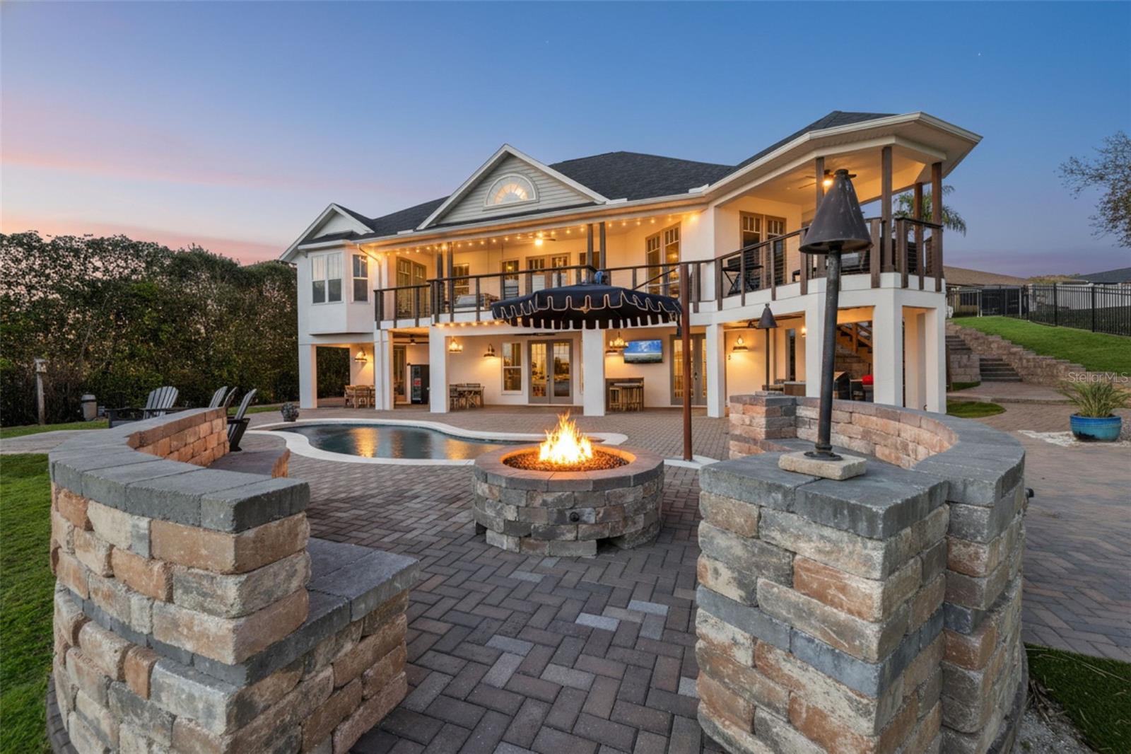 O6374371 Property Photo