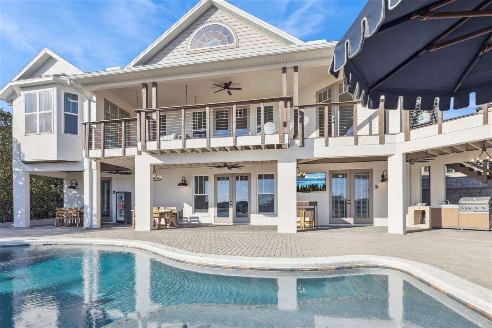 O6374371 Property Photo