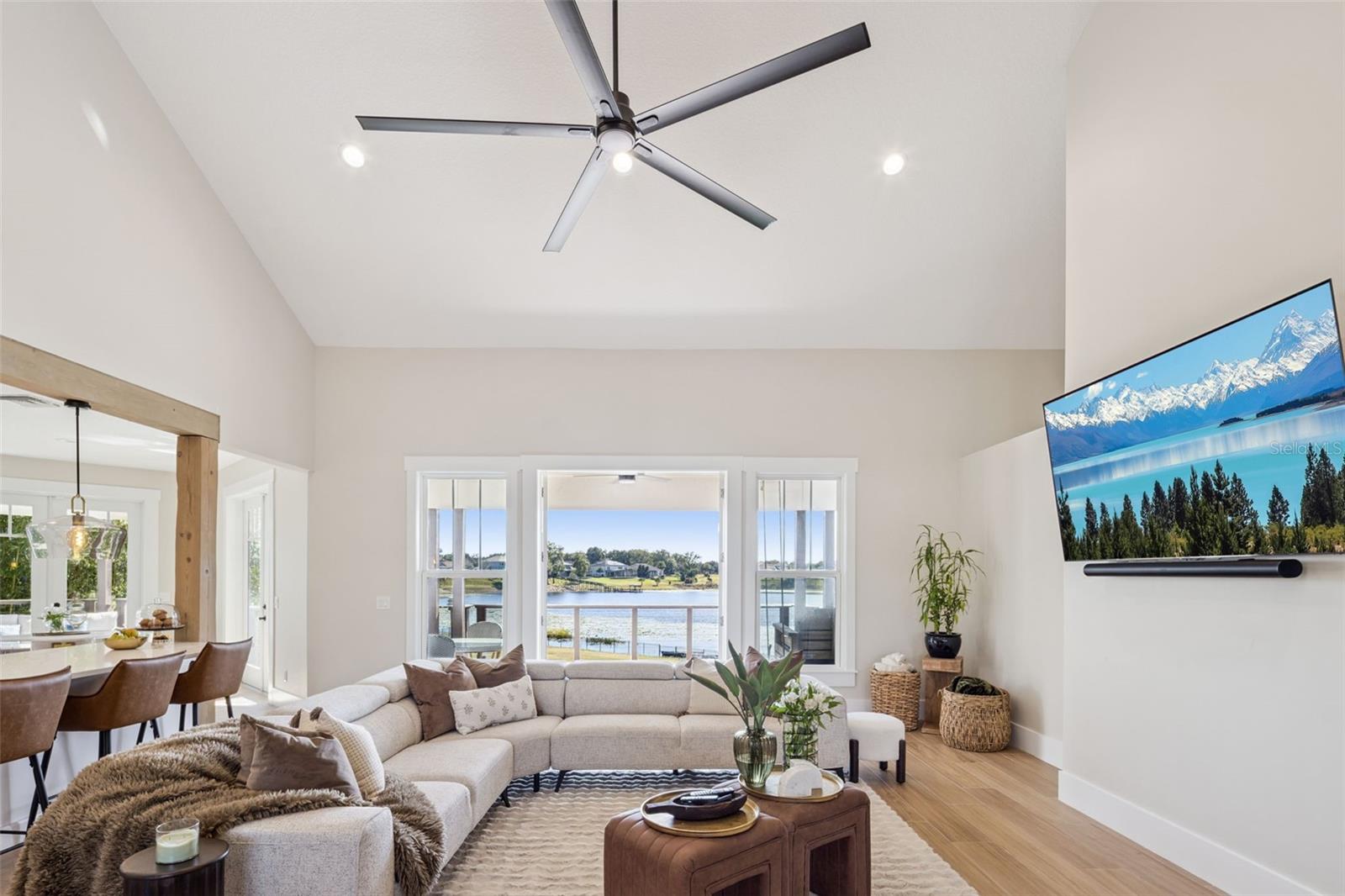 O6374371 Property Photo