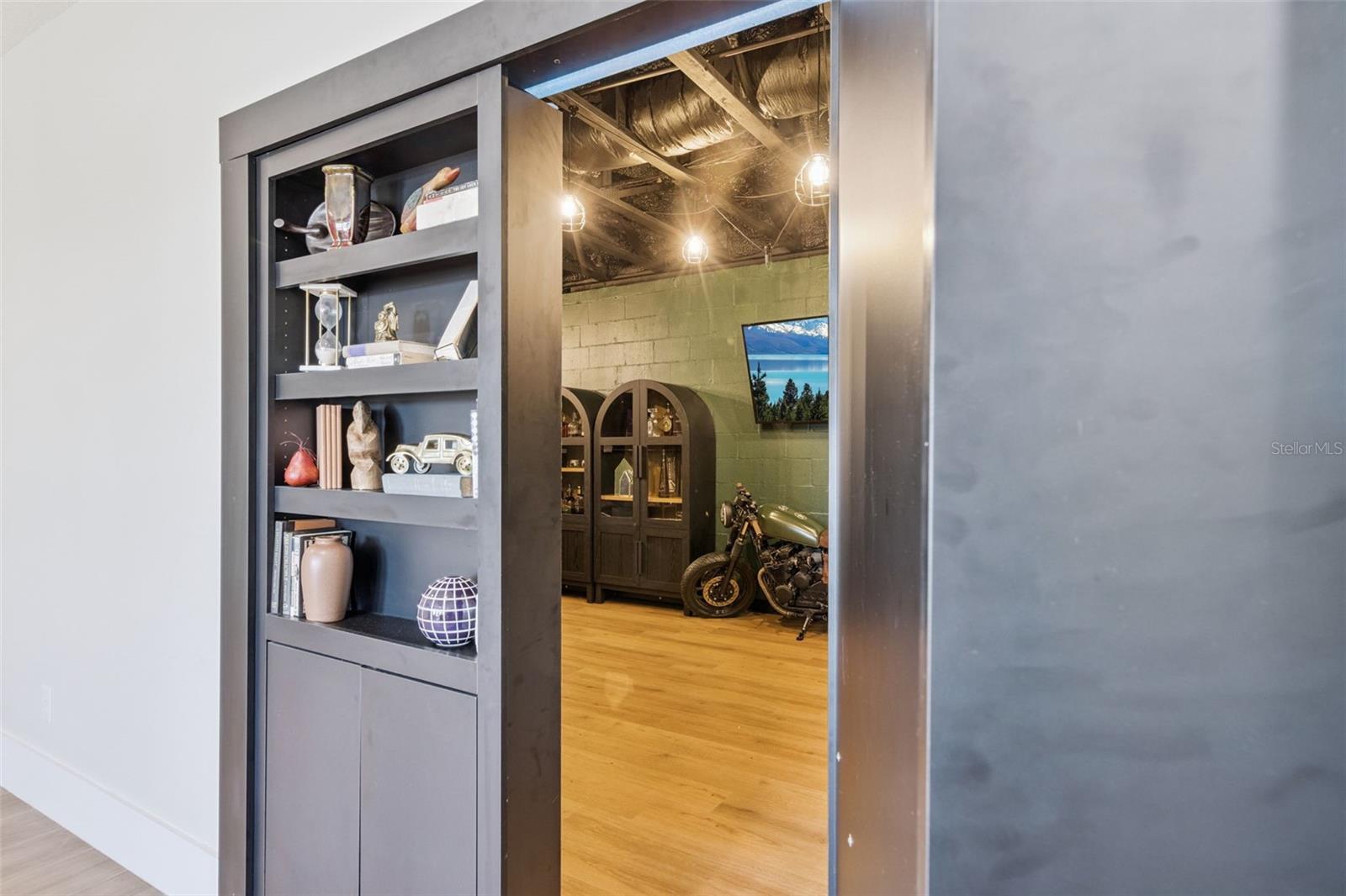 O6374371 Property Photo