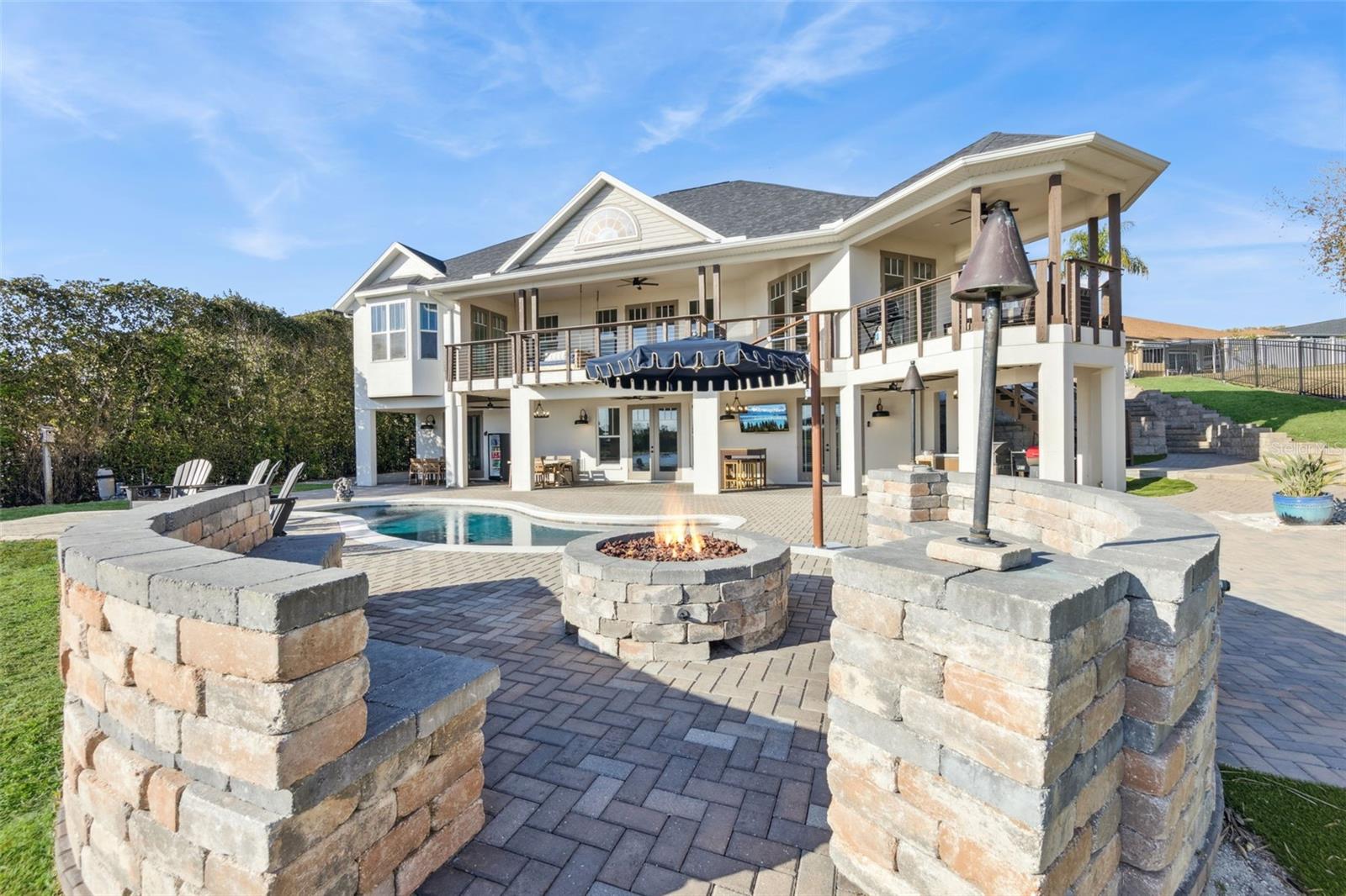 O6374371 Property Photo