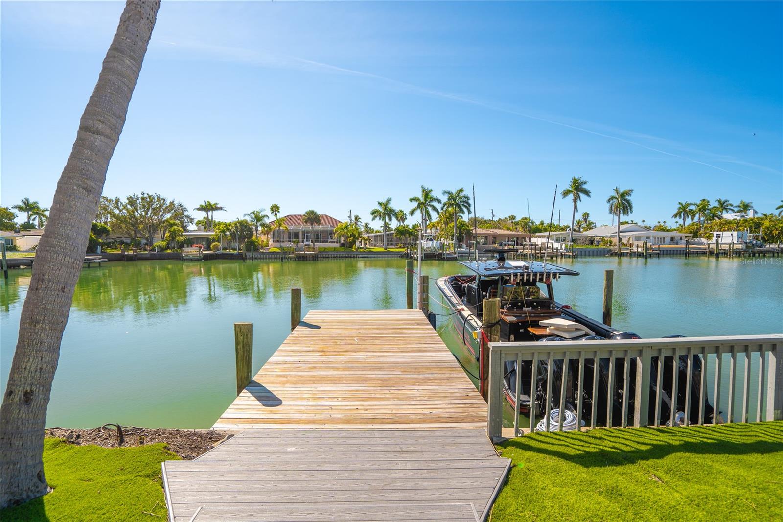 TB8465360 Property Photo