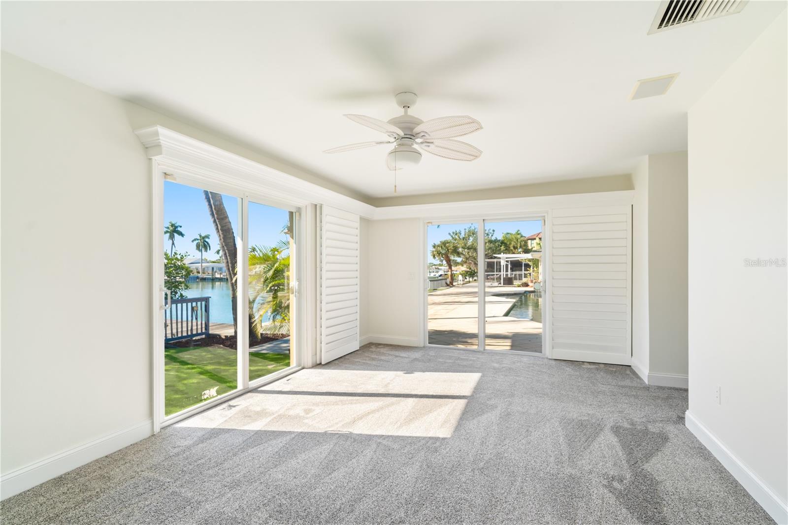 TB8465360 Property Photo