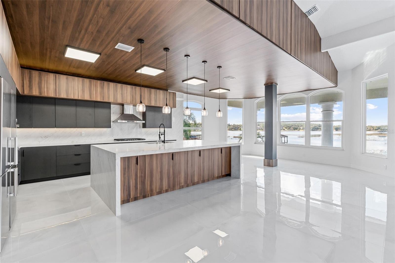 10843 LAKESHORE DR, CLERMONT, FL, 34711