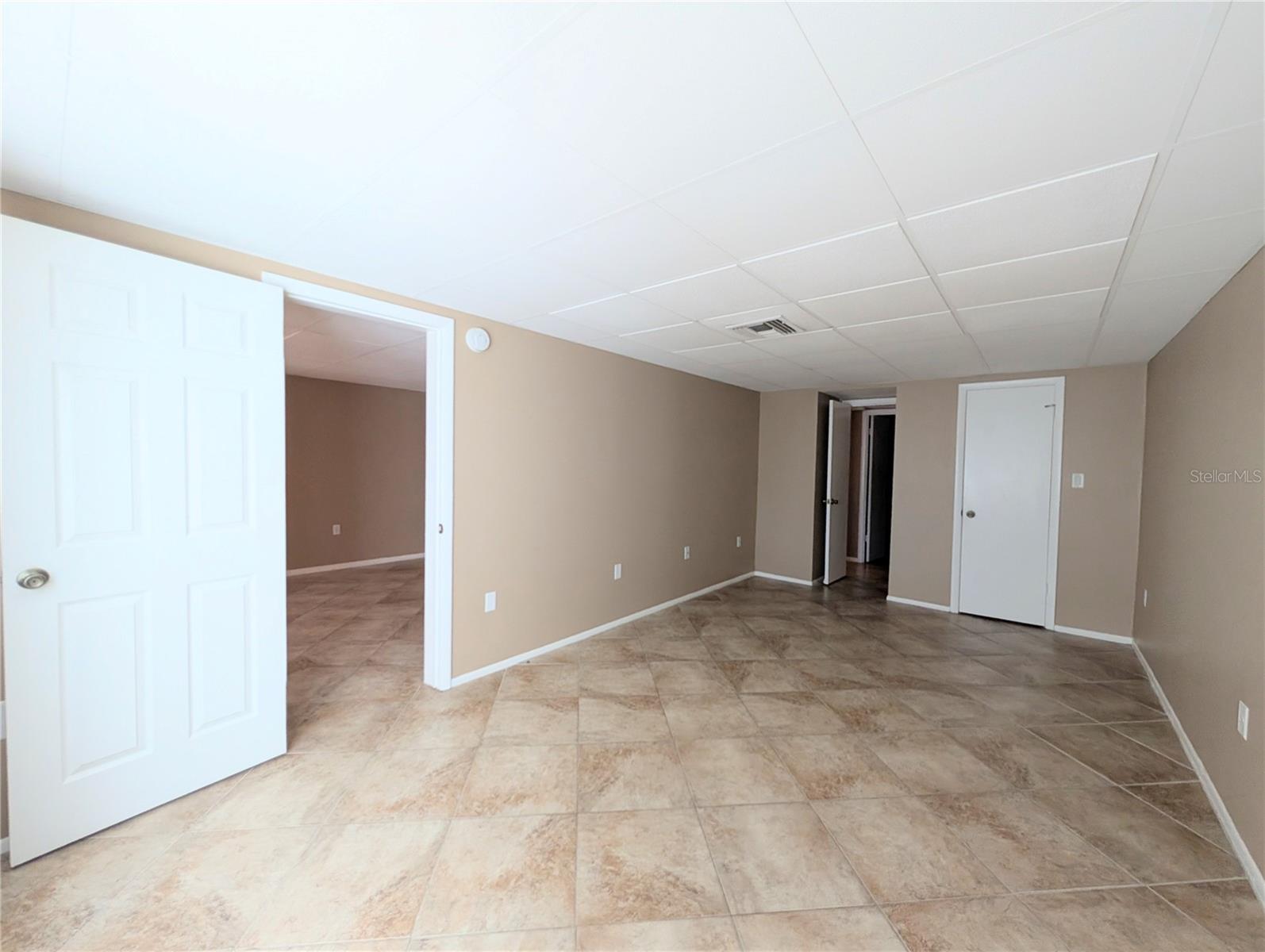 A4678658 Property Photo