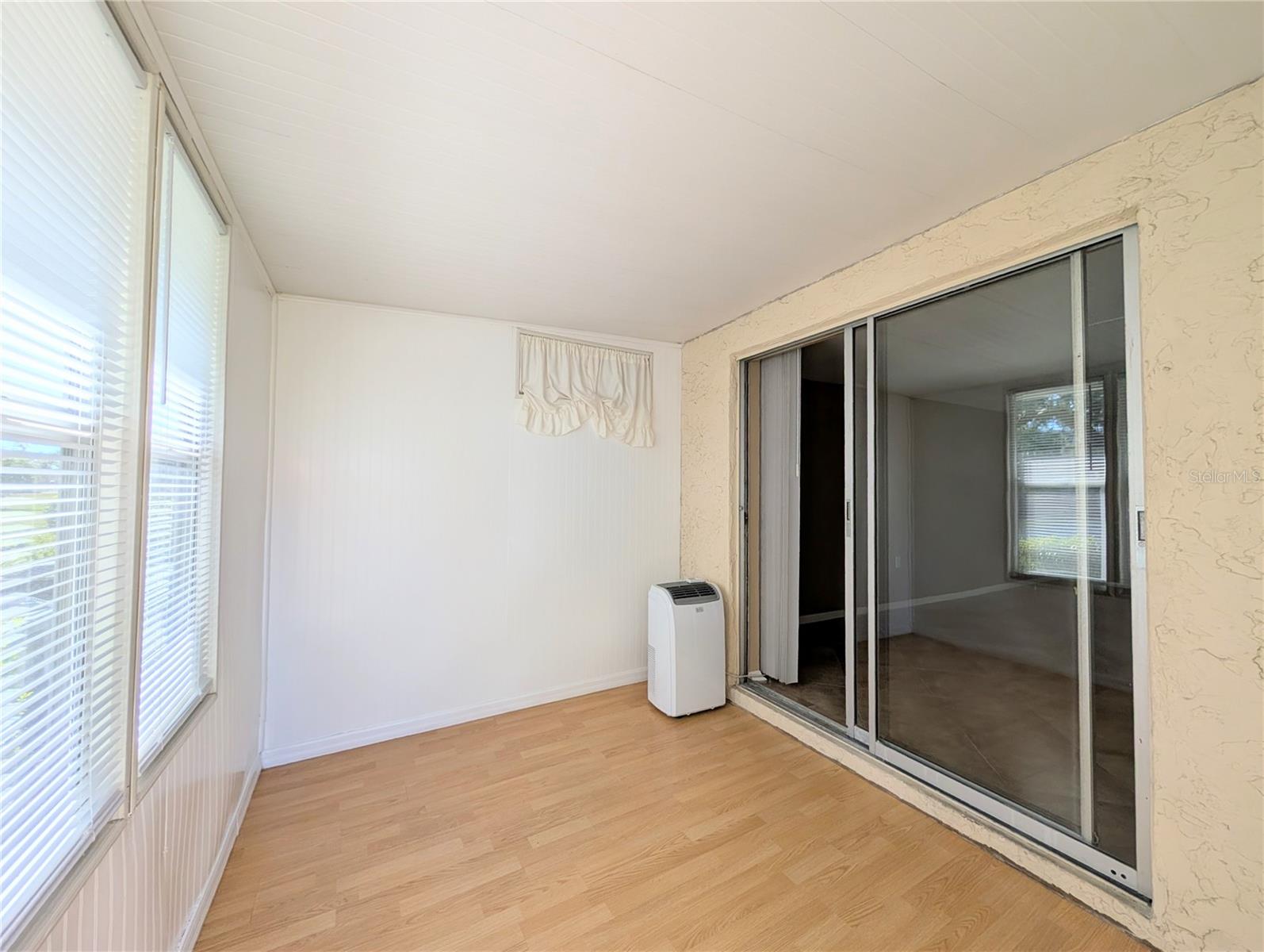 A4678658 Property Photo