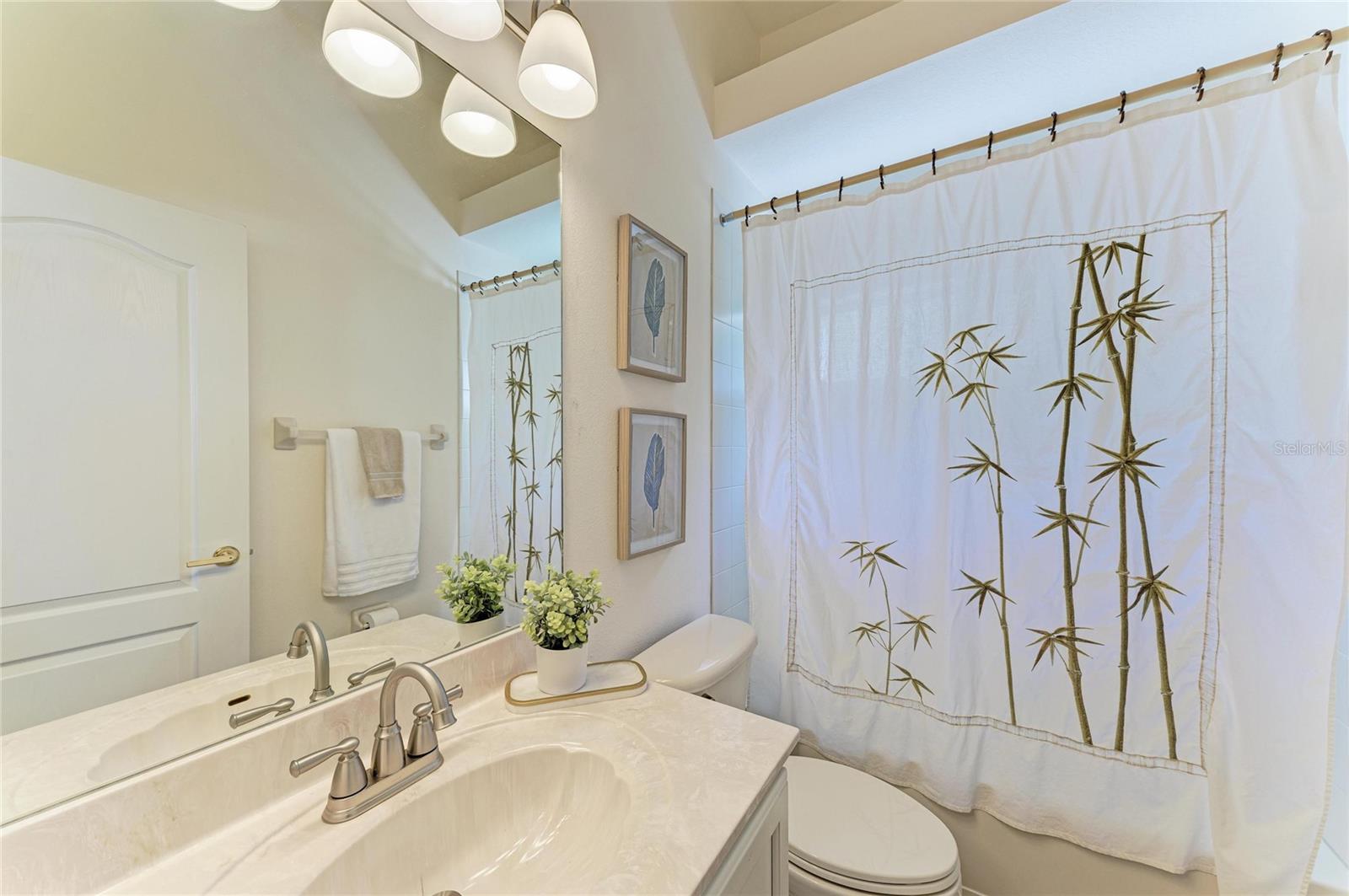 8226 BARTON FARMS BLVD, SARASOTA, FL, 34240