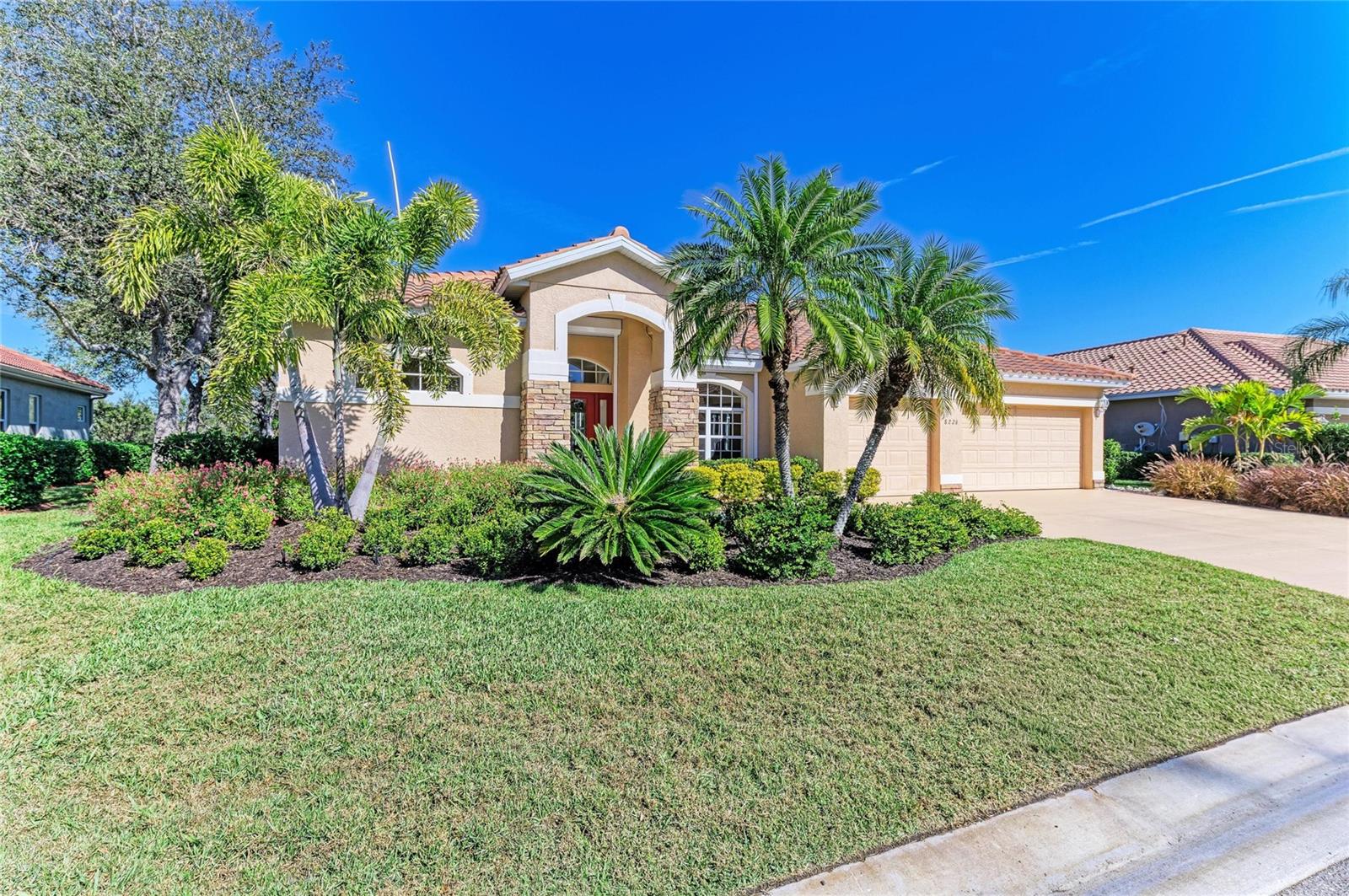 8226 BARTON FARMS BLVD, SARASOTA, FL, 34240