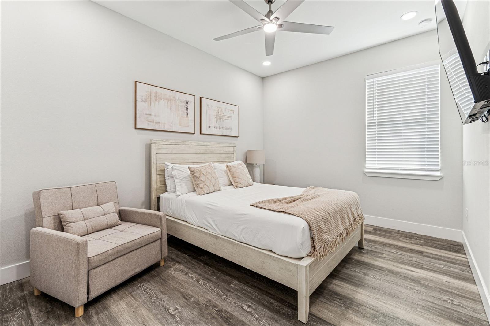 Versatile Sleeping Space