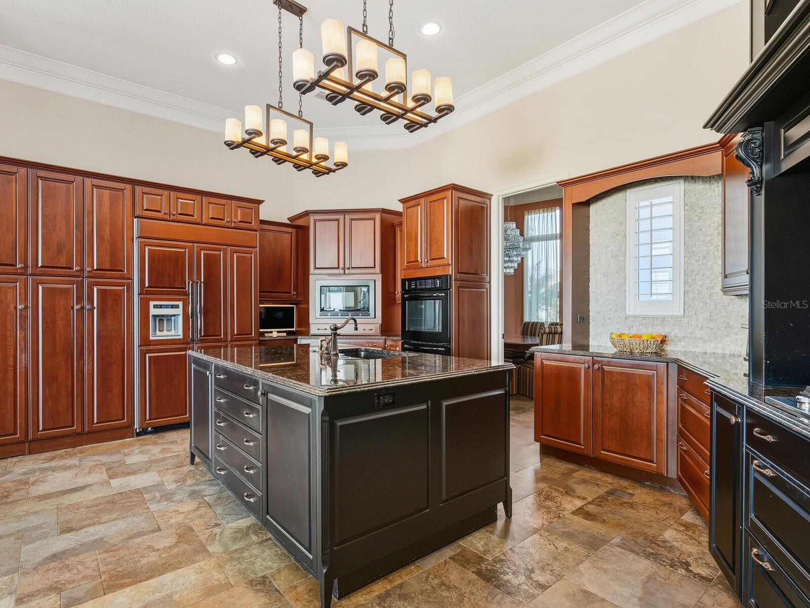 A4678685 Property Photo