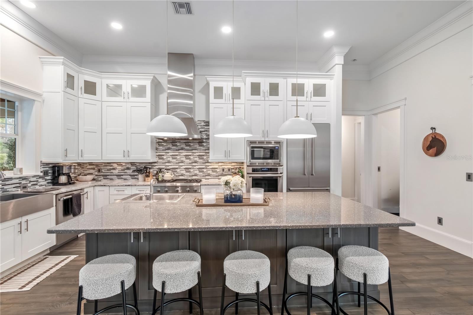 OM716830 Property Photo