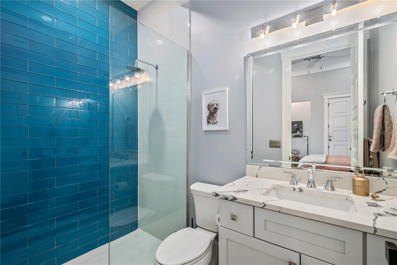 OM716830 Property Photo