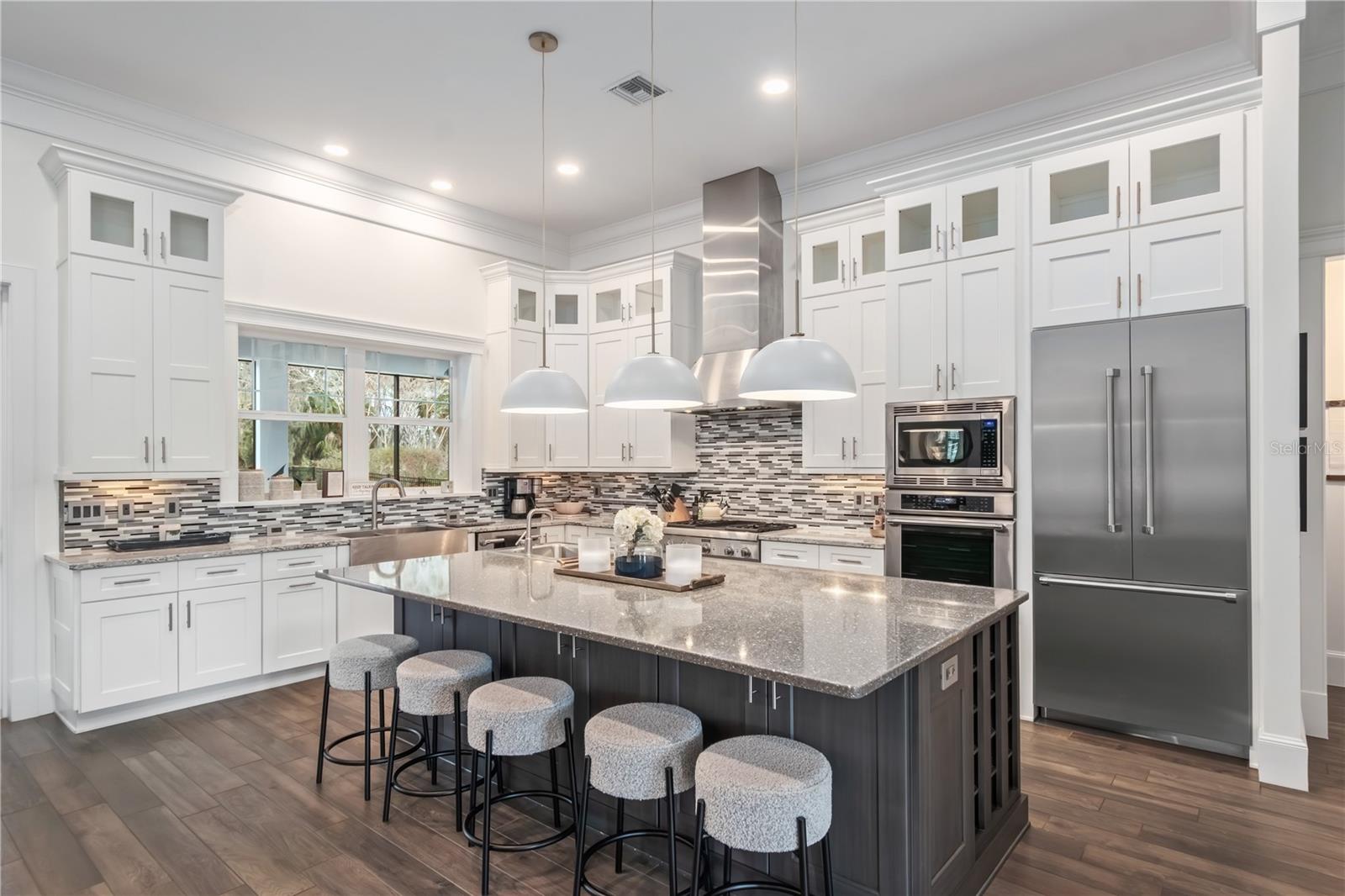 OM716830 Property Photo