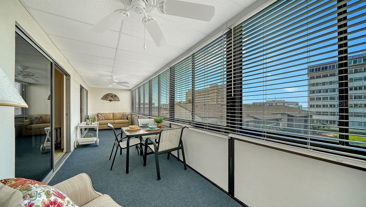 1125 W PEPPERTREE DR #302, SARASOTA, FL, 34242