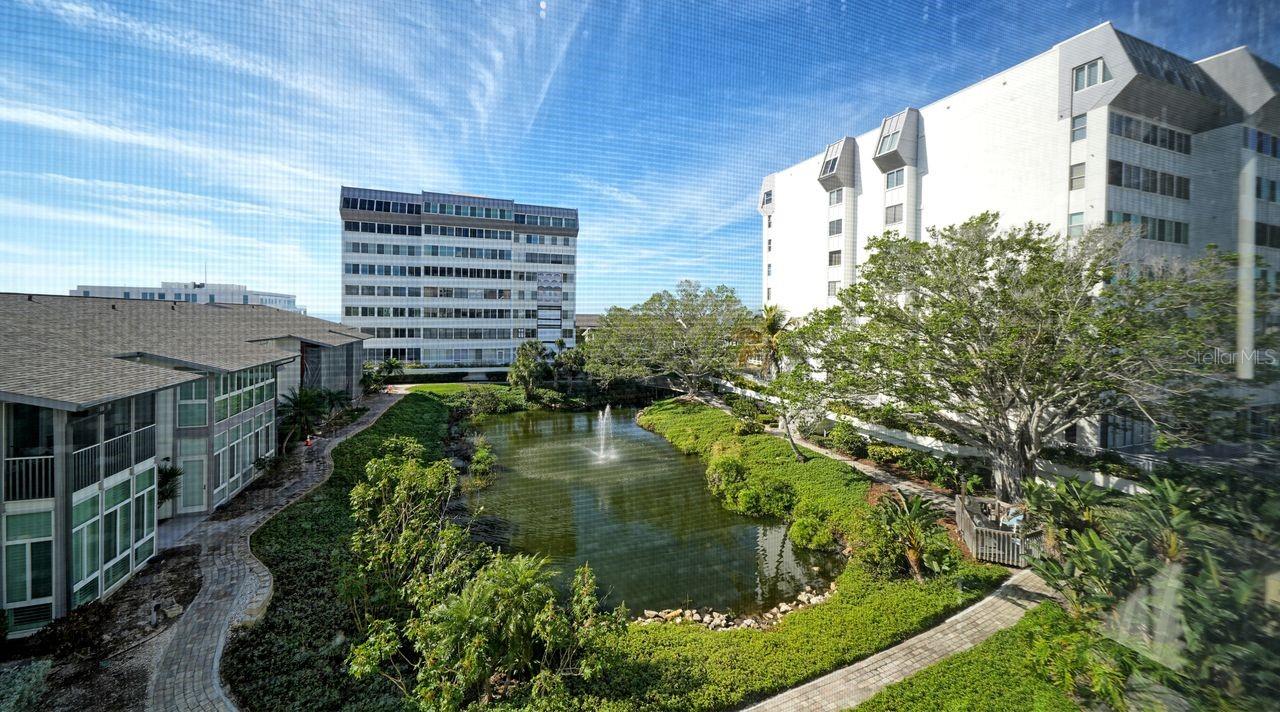 1125 W PEPPERTREE DR #302, SARASOTA, FL, 34242