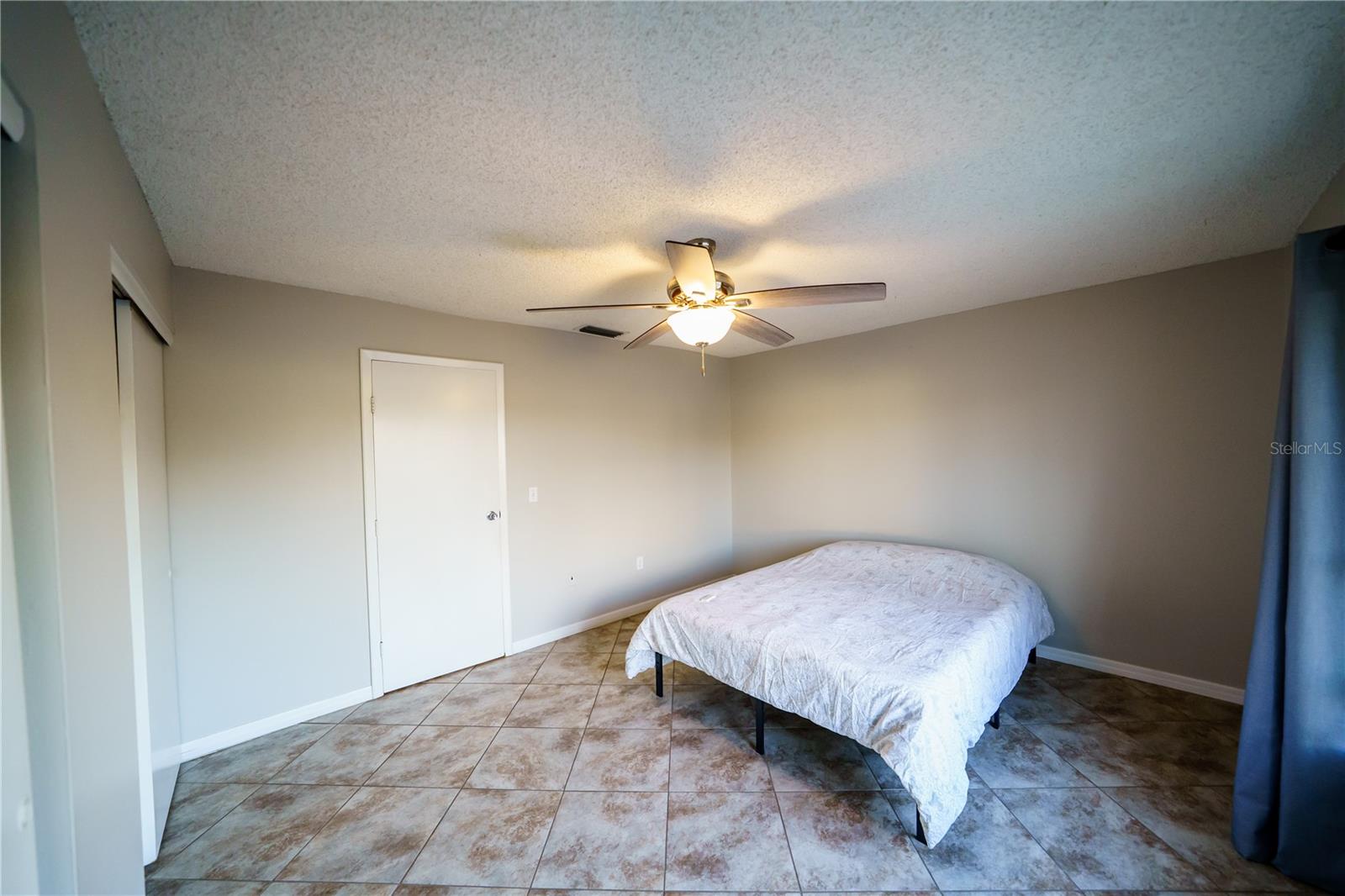 A4678724 Property Photo