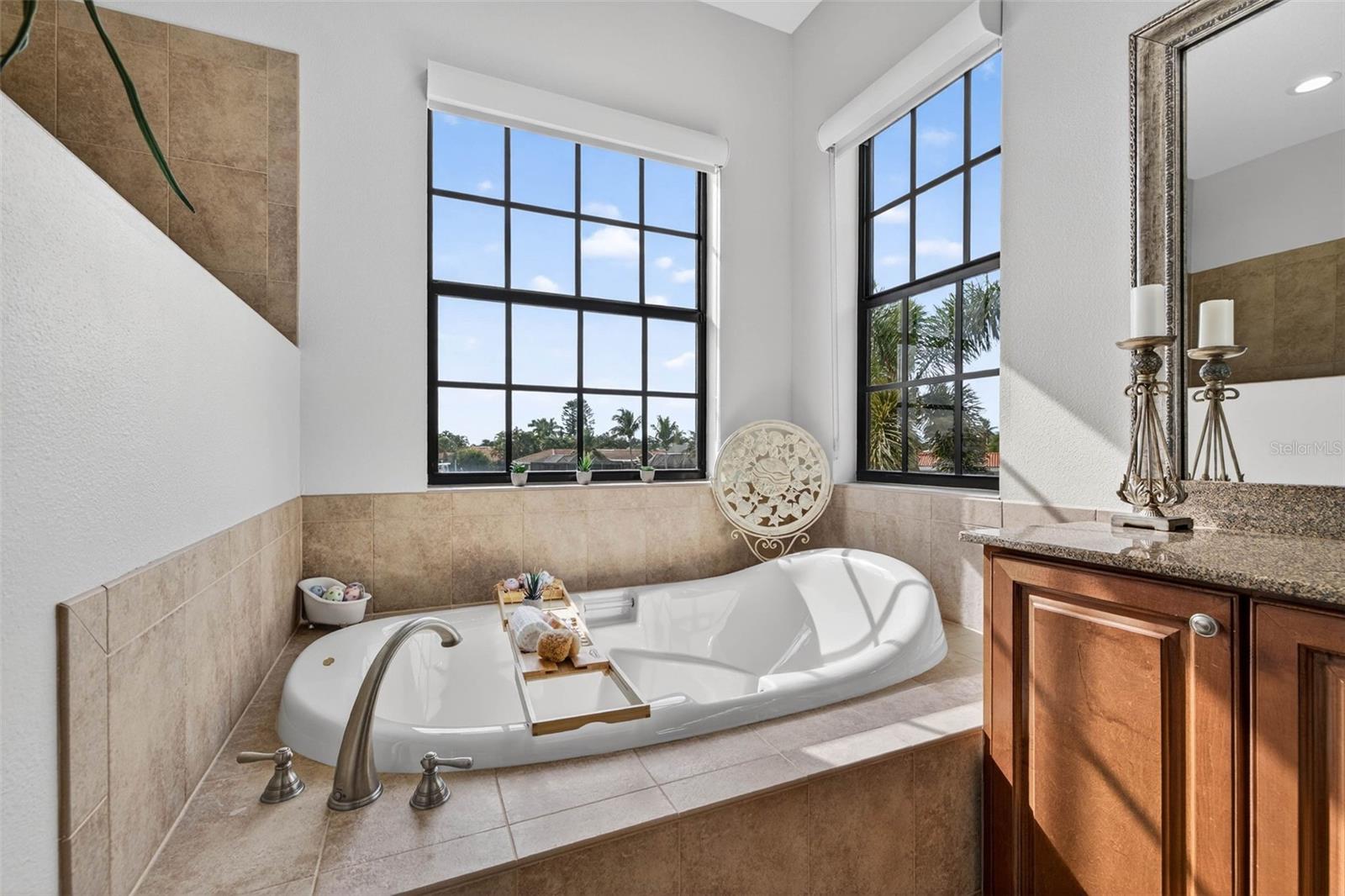 TB8465602 Property Photo