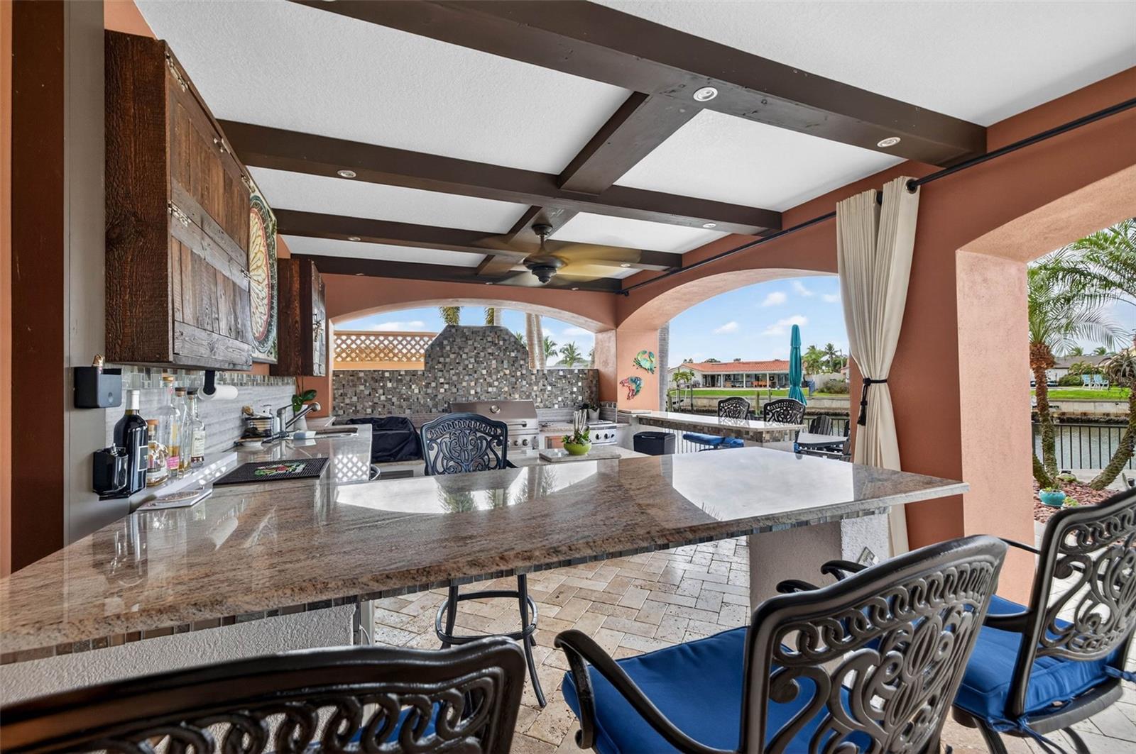 TB8465602 Property Photo