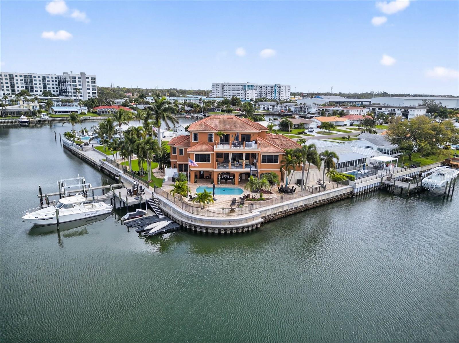 TB8465602 Property Photo