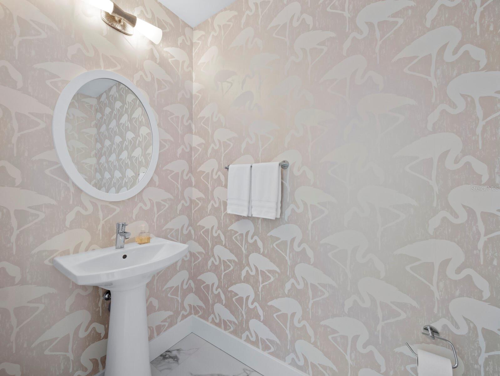 1155 N GULFSTREAM AVE #906, SARASOTA, FL, 34236