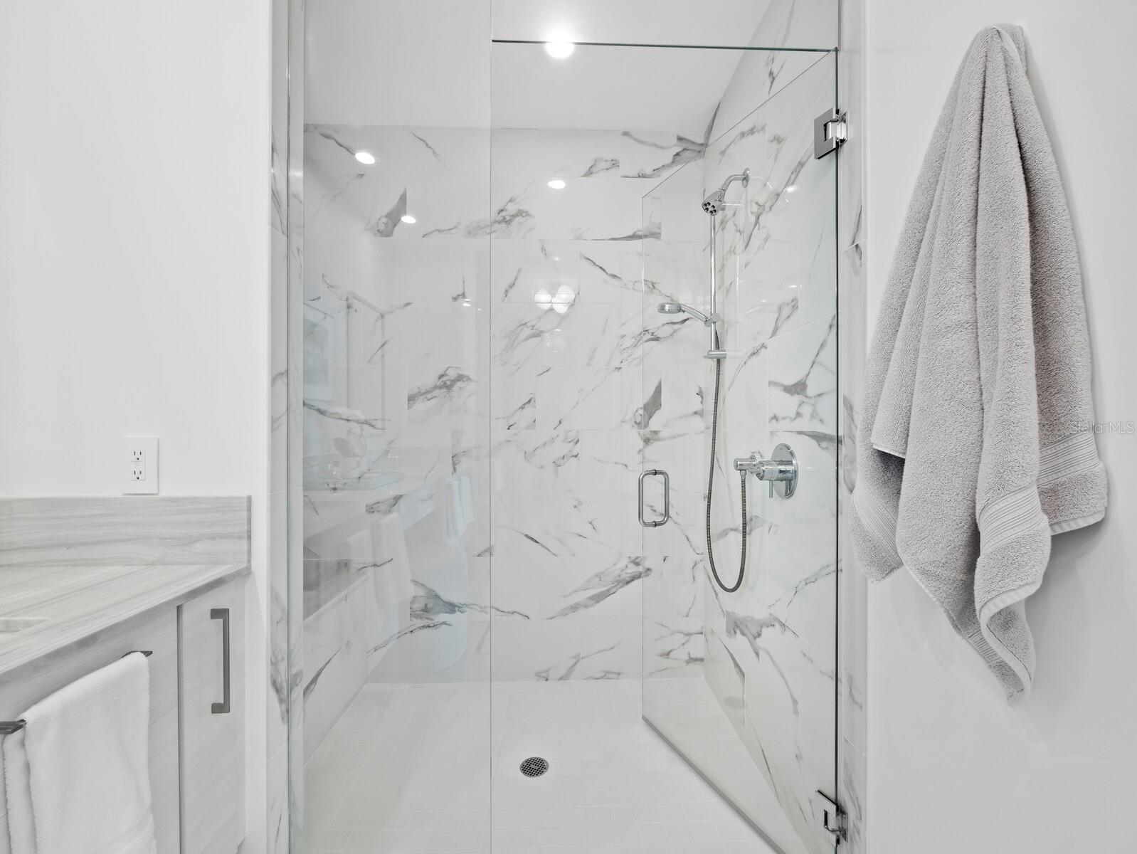 1155 N GULFSTREAM AVE #906, SARASOTA, FL, 34236