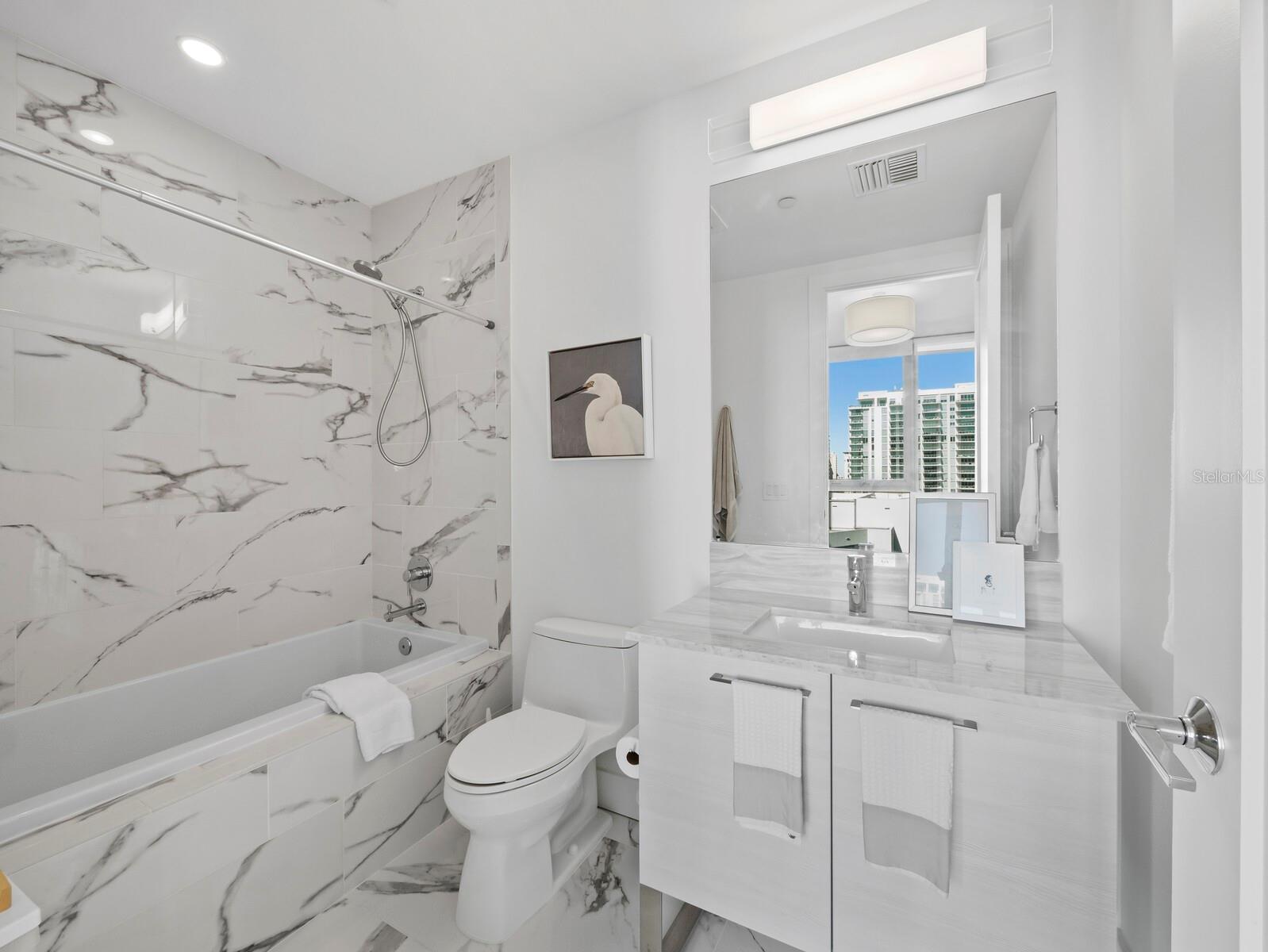 1155 N GULFSTREAM AVE #906, SARASOTA, FL, 34236