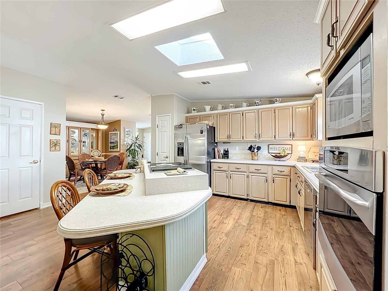 5034 EL DESTINO DR, LEESBURG, FL, 34748