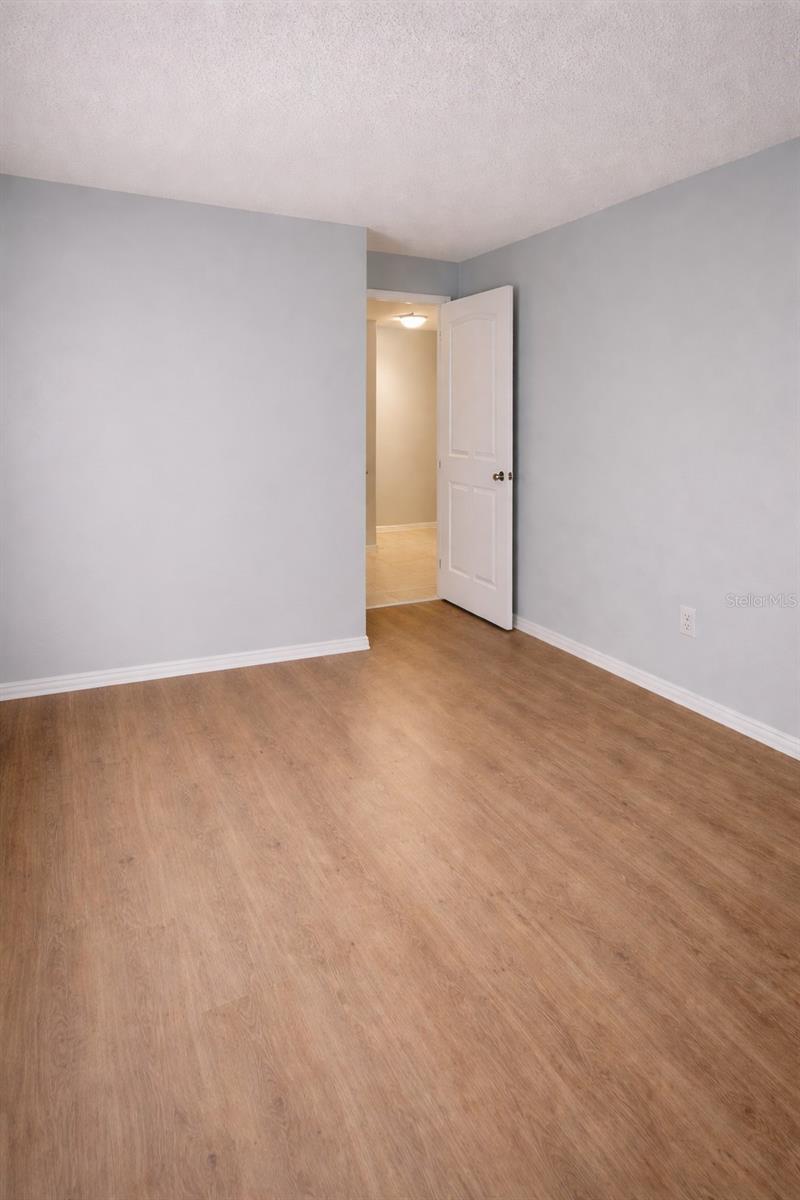 TB8465623 Property Photo