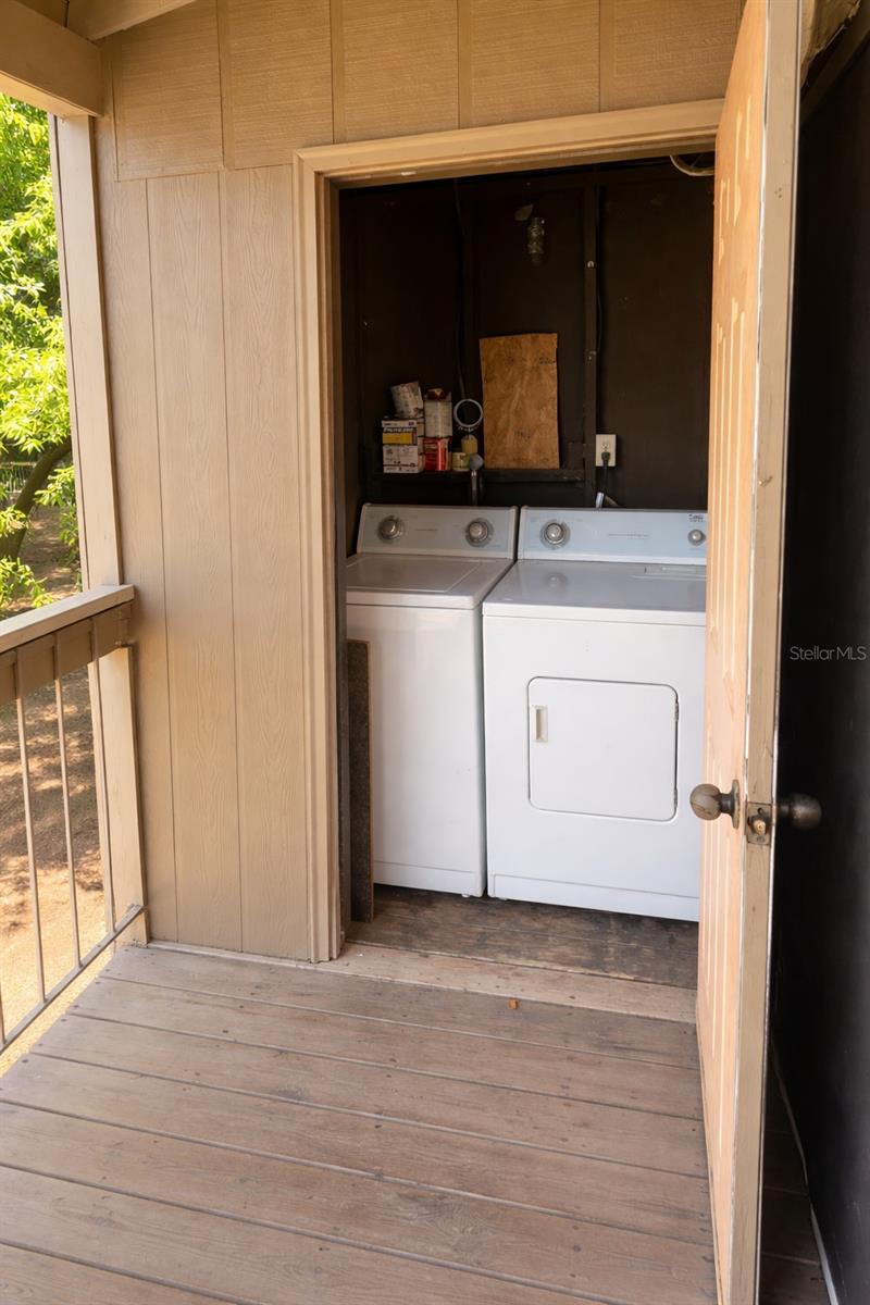 TB8465623 Property Photo