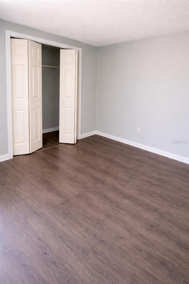 TB8465623 Property Photo